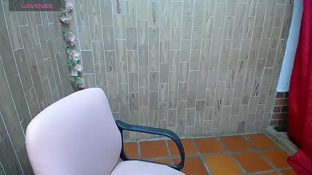 solyeria online show from December 4, 1:48 am