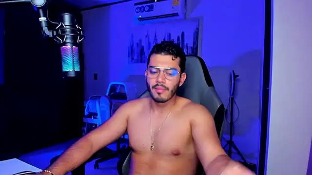 BrunoD31 online show from November 5, 4:56 am