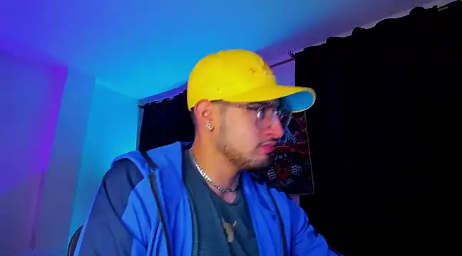 Giomar Reyes online show from January 10, 2:57 am