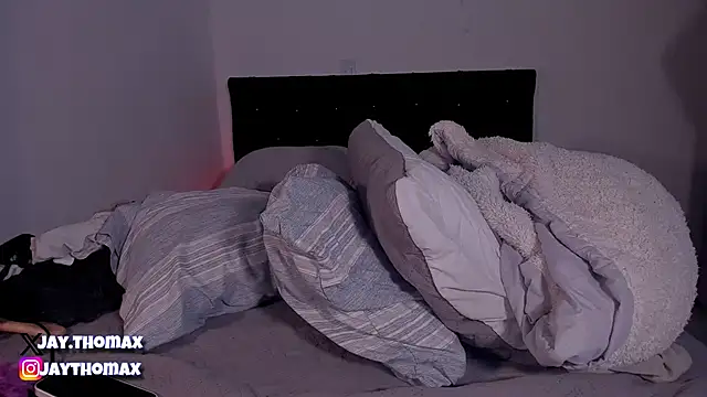 JaycoThomas online show from December 17, 12:56 am