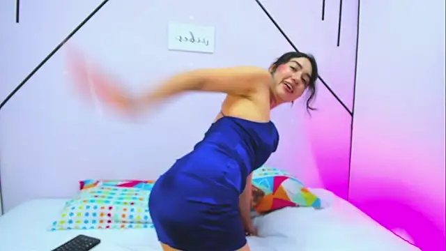 Snapshot of LisaWhite_ chatting on November 9, 1:09 pm LisaWhite online show from November 9, 1:09 pm