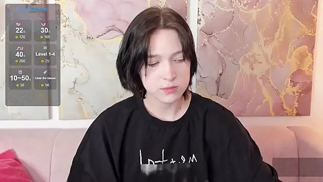 fiamoory online show from April 5, 7:05 am