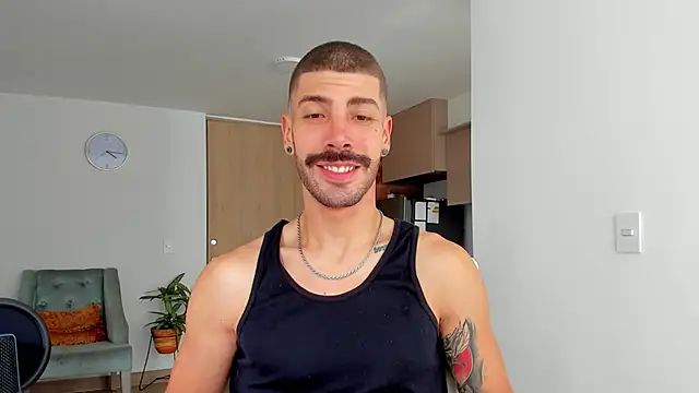 Guyinthemountain online show from December 28, 12:45 pm