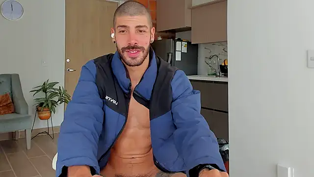 Guyinthemountain online show from January 10, 5:02 pm