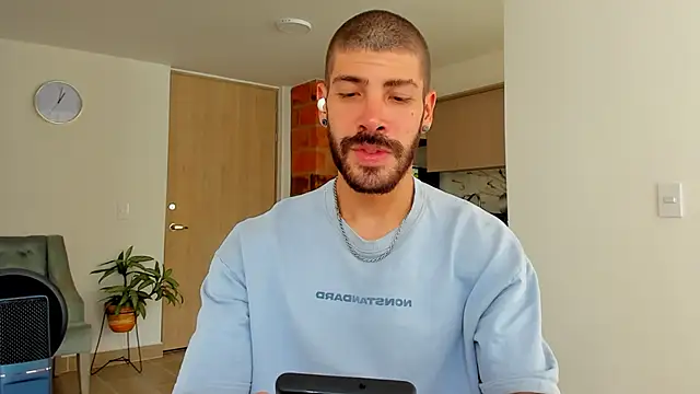 Guyinthemountain online show from January 15, 4:00 pm