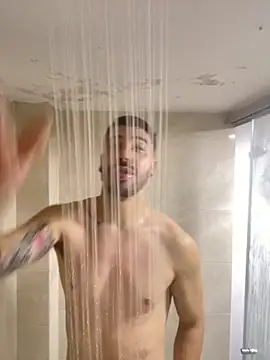 Guyinthemountain online show from September 27, 1:10 am