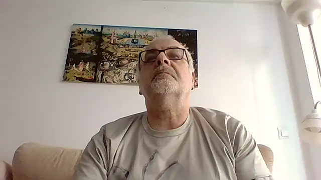 Satiro Sevilla online show from December 14, 12:10 pm