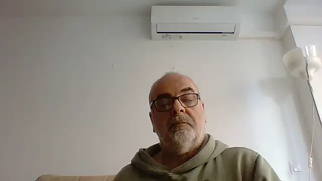 Satiro Sevilla online show from January 10, 1:57 pm