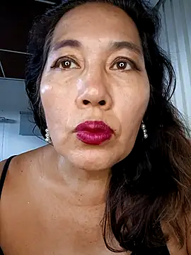 anniecoopeer online show from February 18, 4:16 pm