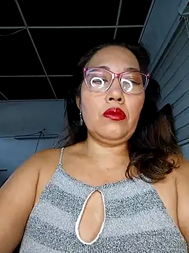 anniecoopeer online show from February 20, 12:04 pm