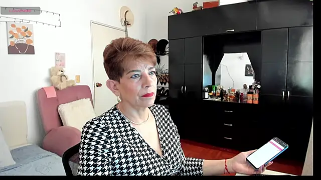 Angelina Stone 65 online show from December 1, 8:58 pm