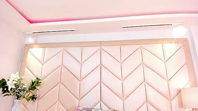 NairobiLee online show from March 13, 11:39 am