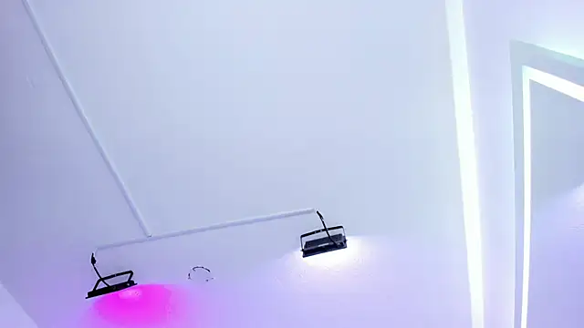 Ema louis  online show from January 8, 1:53 am