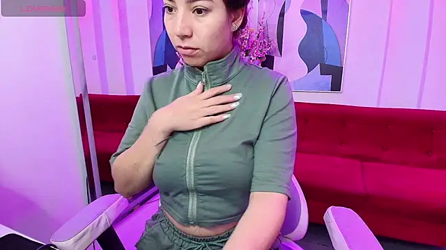 Ema louis  online show from March 17, 12:35 pm