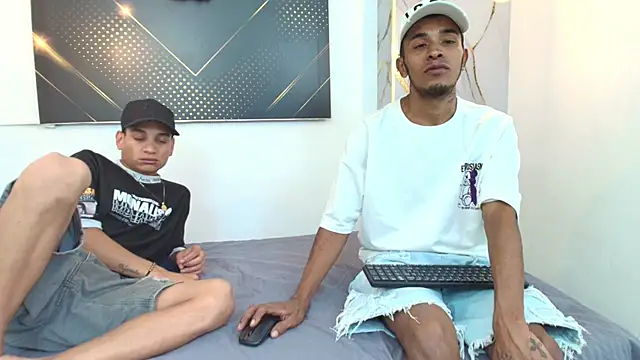 JordanAndAndrew online show from October 4, 8:18 pm