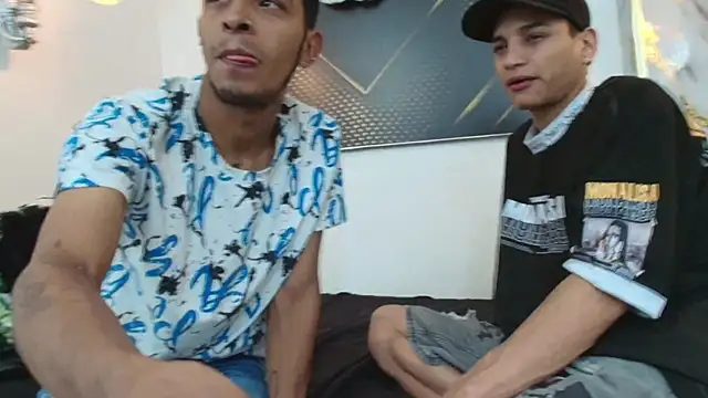 JordanAndAndrew online show from November 4, 8:30 pm