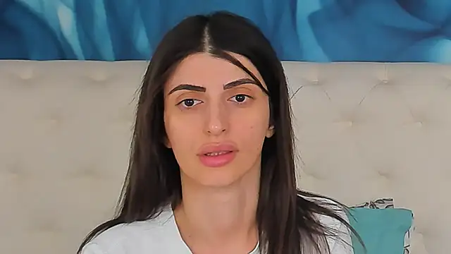 SkinnyDolly online show from June 28, 3:45 am
