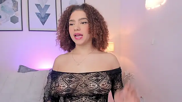 JulianaWaldo online show from November 25, 2:39 pm