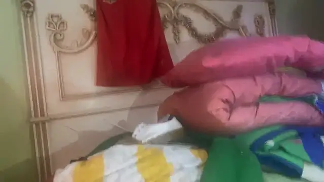 Snapshot of emylolo9 chatting on January 7, 7:28 pm emylolo9 online show from January 7, 7:28 pm