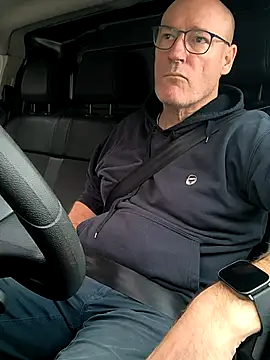 bogland33 online show from November 5, 11:54 am