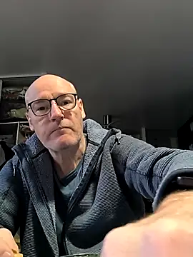 bogland33 online show from February 5, 11:15 am