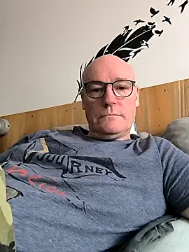 bogland33 online show from February 22, 2:15 pm