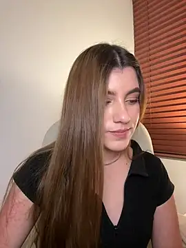 Snapshot of ARITOO_ chatting on March 8, 3:39 am ARITOO  online show from March 8, 3:39 am