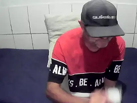 pierdona online show from May 28, 8:06 pm