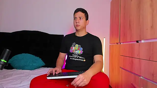 ANDREZALVAREZ online show from November 7, 1:55 pm