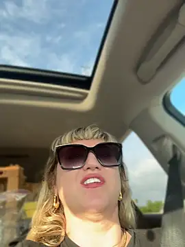 Babette xox online show from June 2, 12:01 am
