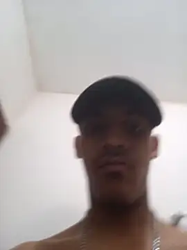 difredis09 online show from April 9, 3:50 pm