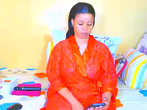 Snapshot of Down_to_earth_girl chatting on July 11, 9:23 am Down to earth girl online show from July 11, 9:23 am