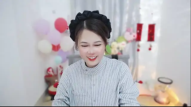 Fan ting online show from March 2, 7:26 am