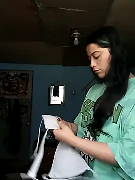 Snapshot of Elvishcassie_ chatting on January 14, 9:52 pm Elvishcassie online show from January 14, 9:52 pm