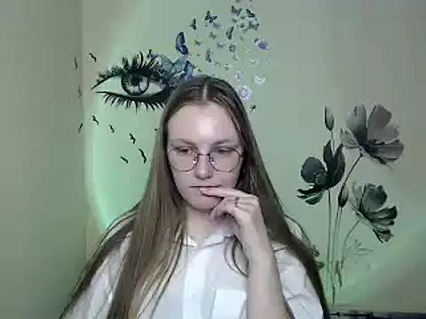 Snapshot of _AlMamiyy_ chatting on December 6, 11:36 pm  AlMamiyy  online show from December 6, 11:36 pm