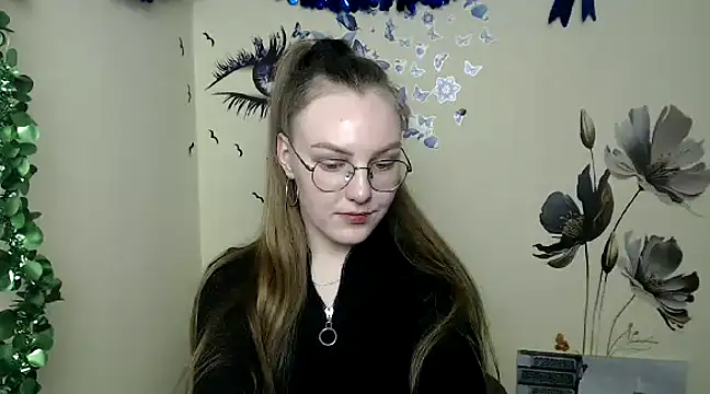 Snapshot of _AlMamiyy_ chatting on December 24, 2:01 pm  AlMamiyy  online show from December 24, 2:01 pm