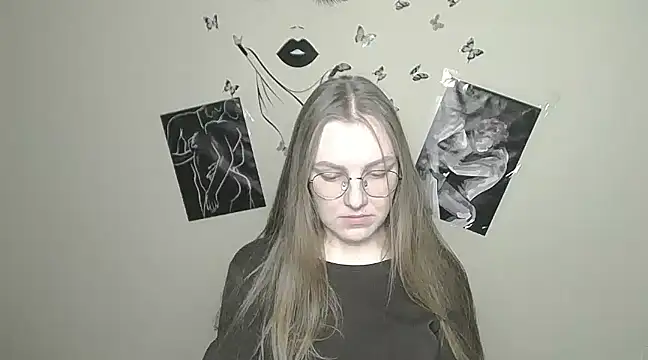 Snapshot of _AlMamiyy_ chatting on January 30, 4:55 pm  AlMamiyy  online show from January 30, 4:55 pm
