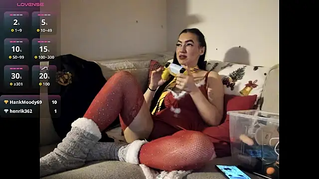 Snapshot of NorwaysElektraNeon chatting on December 13, 7:53 pm NorwaysElektraNeon online show from December 13, 7:53 pm