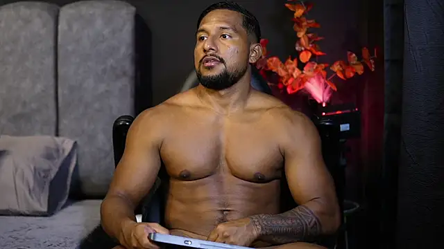 CallumMuscle online show from November 7, 3:12 pm