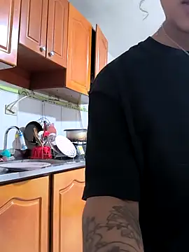 evafoxs online show from September 9, 10:42 pm