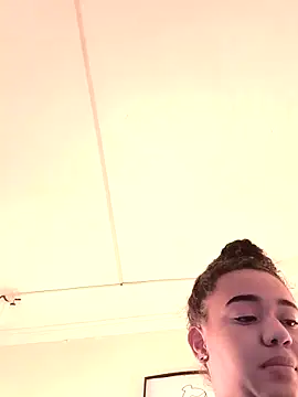 evafoxs online show from October 7, 7:11 pm