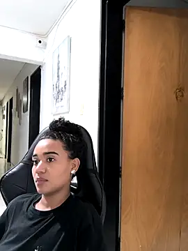 evafoxs online show from November 5, 4:01 am