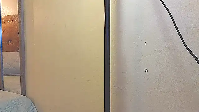 evafoxs online show from December 15, 10:36 pm