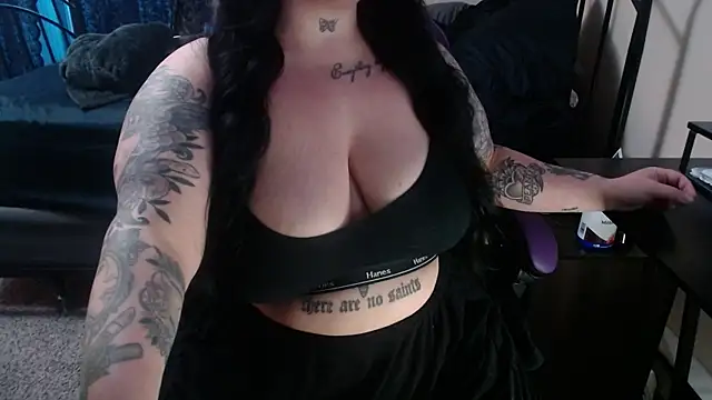 xorileyschembri07 online show from February 8, 1:22 am