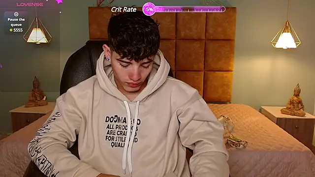 Snapshot of AlejooTwink chatting on March 16, 9:47 pm AlejooTwink online show from March 16, 9:47 pm