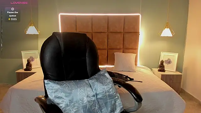 Snapshot of AlejooTwink chatting on November 26, 1:50 am AlejooTwink online show from November 26, 1:50 am