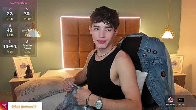 Snapshot of AlejooTwink chatting on December 3, 1:13 am AlejooTwink online show from December 3, 1:13 am