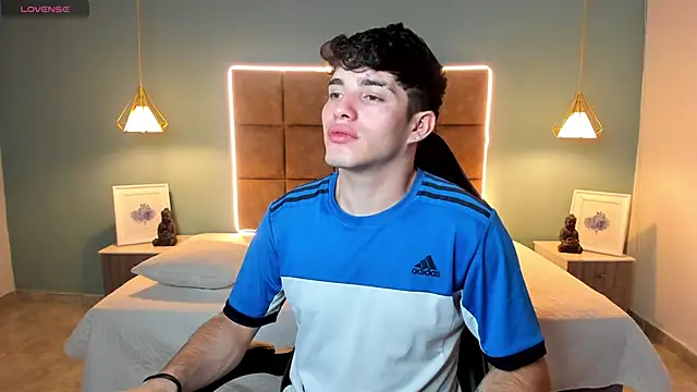 AlejooTwink online show from February 26, 8:08 pm