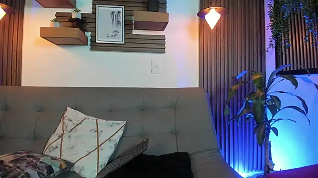 Layla 707 online show from March 20, 3:23 am