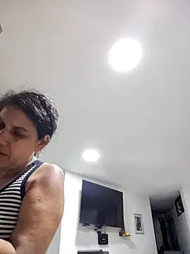 Snapshot of siri_duque chatting on February 26, 1:32 am siri duque online show from February 26, 1:32 am